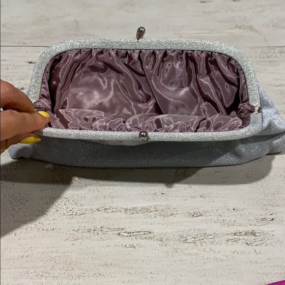 Silver glittery clutch - Picture 3 of 3